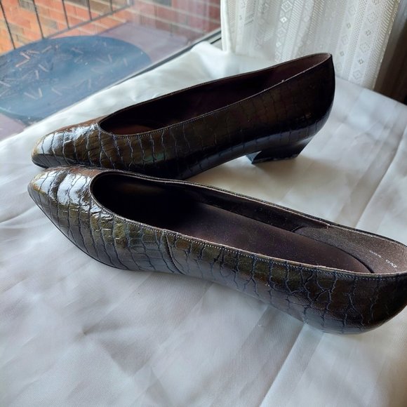 Vintage K shoes LEATHER UK 7  US 9, Made in England. New - Picture 3 of 8